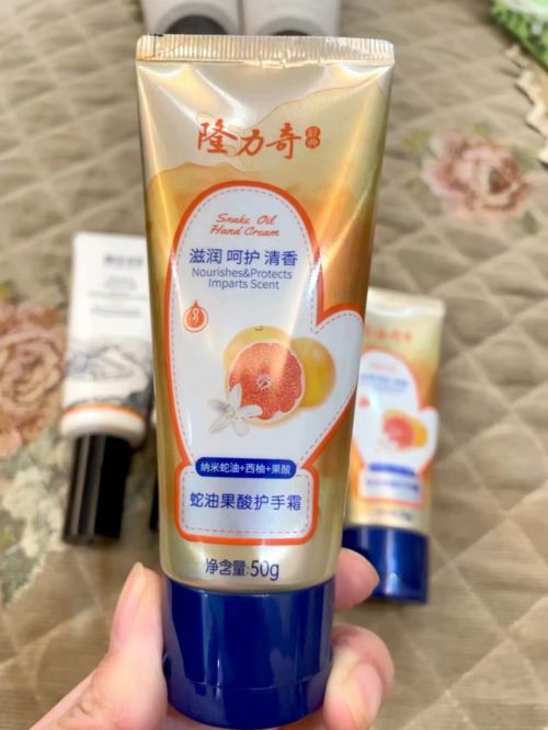 又实惠？力荐五款公认佳品小白买前必看AG真人娱乐国货护手霜哪个牌子好用(图5)