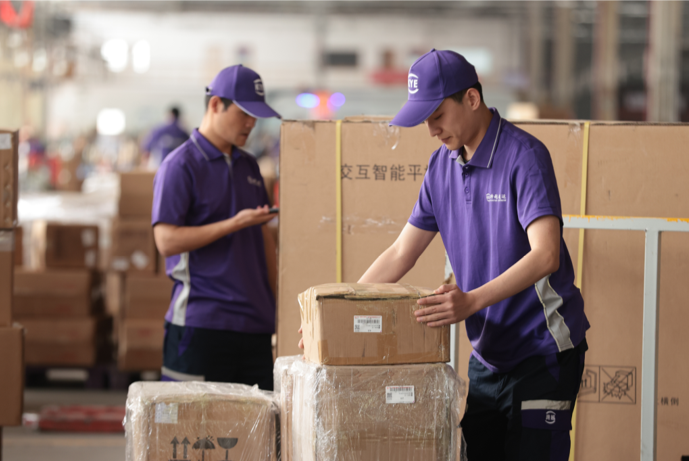 化流程力求将“当天达”进行到底！AG真人直营跨越物流依靠科技优(图2)