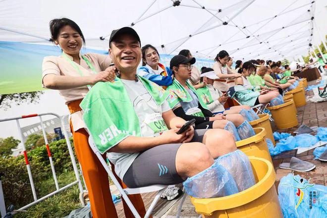 人破130！为何2025扬马让跑者难以戒断原因是AG真人游戏第一品牌男女赛会纪录被改写！2499(图21)